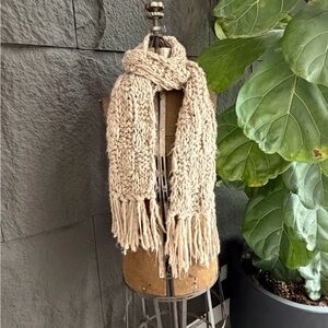 Handmade Chunky Knit Fringe Throw Scarf - Cream